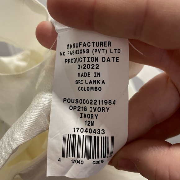 David's Bridal Formal Flower Girl Ivory Off-White Infant 12M satin / tulle Dress - Picture 6 of 6